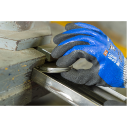 GANTS MANUTENTION EUROCUT N555 HPPE NITRILE HUMIDE ET HUILEUX (4X440)