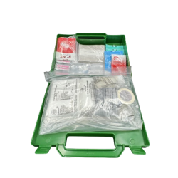 TROUSSE DE SECOURS RIGIDE URGENCES 1/5 PERSONNES FRANCE SECURITE VERTE