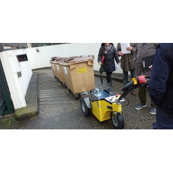 TRACTEUR POUSSEUR ELECTRIQUE 900 WATTS BATTERIES SANS ENTRETIEN