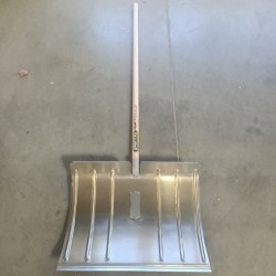 POUSSOIR A NEIGE ALU 46.5CM AVEC MANCHE